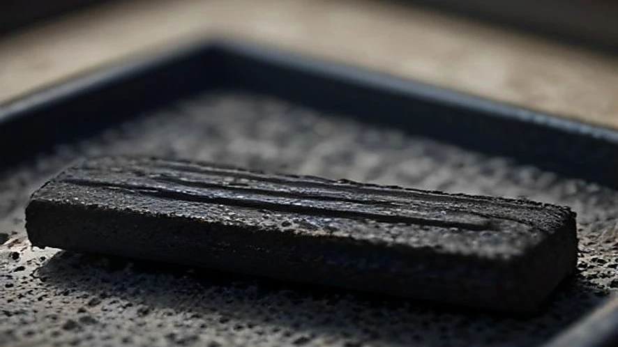 Grill brush vs grill stone: how they clean and when to choose each
